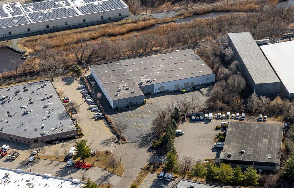 JLL closes $17.85 million sale of 67,000 s/f warehouse facility - Sagard Real Estate acquired the asset